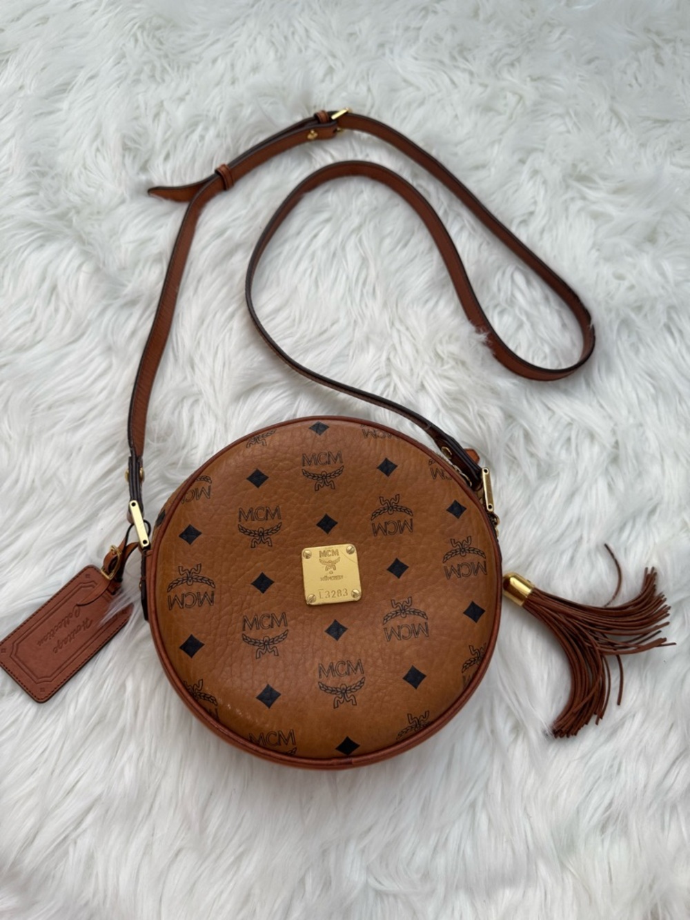 MCM heritage tambourine Crossbody - Picture 2 of 10